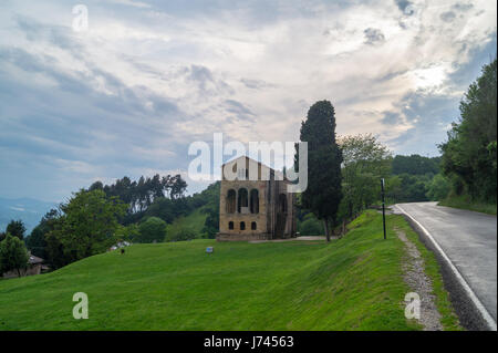 Pre-romanische Kirche Santa Maria del Naranco, 9.. Jahrhundert, Oviedo, Asturien, Spanien Stockfoto