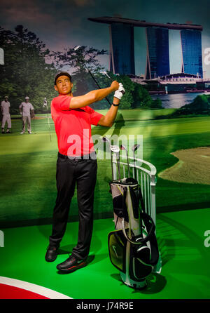 Singapur - September 15,2015: die Wachsfigur von Tiger Woods in Madame Tussauds Singapur. Stockfoto