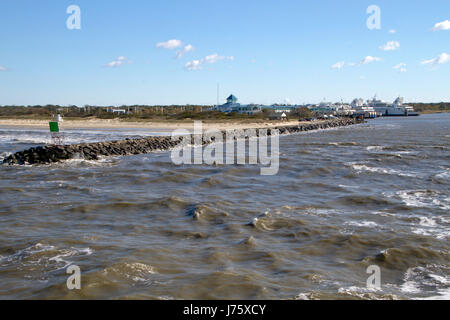 Rock-Steg an der Delaware Bay von der Cape May-Lewes Fähre Landung in Delaware Stockfoto