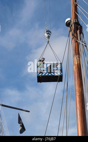 Westen des Landes Ketsch Irene in Gloucester Docks für Wartung arbeiten Stockfoto