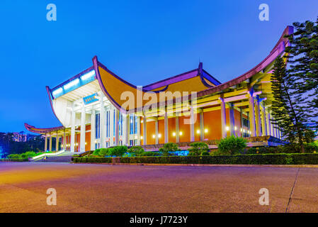 Sun Yat-Sen Memorial Hallenarchitektur bei Nacht Stockfoto