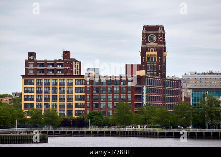 die Gebäude der ehemaligen Radio Corporation of America "Nipper" Aufbauend auf den Camden Waterfront New Jersey USA Victor-lofts Stockfoto