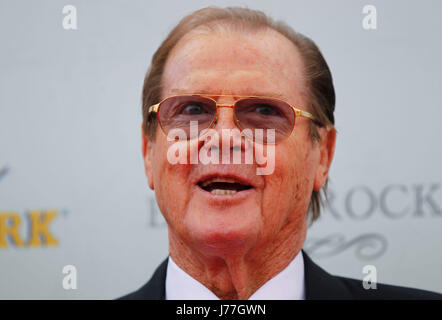 Rust, Deutschland. 12. Juli 2012. Hotel Bell Rock-Eröffnung im Europapark in Rust, Deutschland mit Schauspieler Roger Moore am Donnerstag, 12.07.2012/Mandoga Media | Nutzung weltweit Credit: Dpa/Alamy Live-Nachrichten Stockfoto