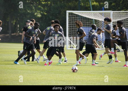 Cobham, Surrey, UK. 24. Mai 2017. Chelsea Football Club Spieler trainieren an der Akademie der Vereine in Cobham in Vorbereitung auf ihre FA Cup final Zusammenstoß mit Arsenal am Samstag Credit: Motofoto/Alamy Live News Stockfoto