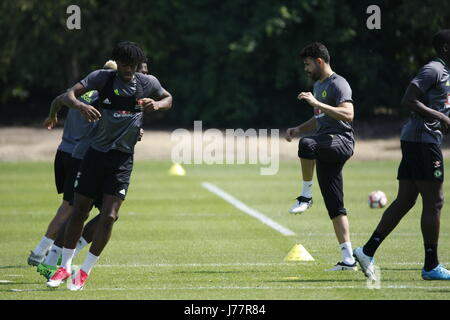 Cobham, Surrey, UK. 24. Mai 2017. Chelsea Football Club Spieler trainieren an der Akademie der Vereine in Cobham in Vorbereitung auf ihre FA Cup final Zusammenstoß mit Arsenal am Samstag Credit: Motofoto/Alamy Live News Stockfoto