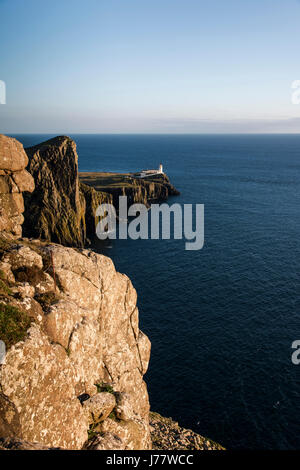 Landschaftlich-Punkt und den Leuchtturm auf der Halbinsel Duirnish in der Nord-West-Teil der Isle Of Skye Stockfoto