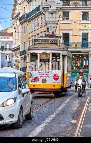 Die Lissabon-Tramnetz dient der Gemeinde von Lissabon Stockfoto