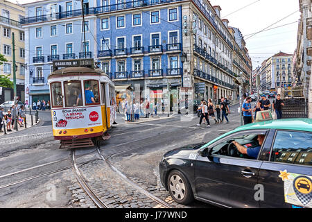 Die Lissabon-Tramnetz dient der Gemeinde von Lissabon Stockfoto