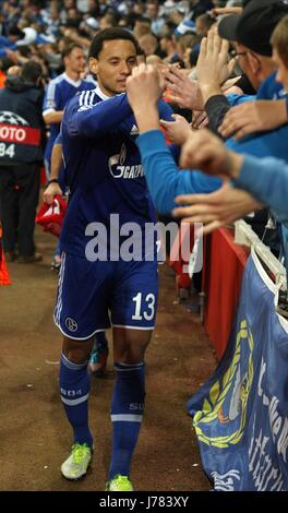 JERMAINE JONES & TEAM KARNEVALSFEST ARSENAL V SCHALKE 04 LONDON ENGLAND UK 24. Oktober 2012 Stockfoto