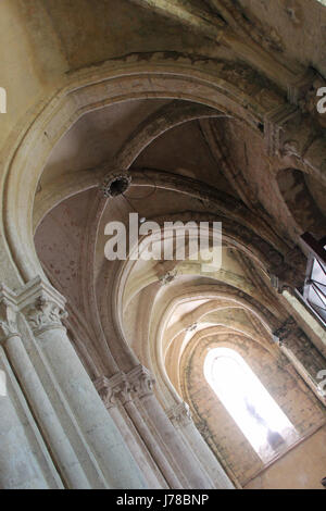 Kirche Saint-Pierre in Chartres (Frankreich). Stockfoto