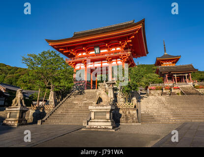 Otowa-San-Kiyomizu-Dera-Tempel am Abend, Kyoto, Japan Stockfoto