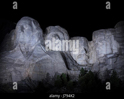 Gesichter bei Nacht, Mount Rushmore National Memorial, South Dakota. Stockfoto