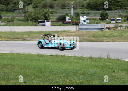 KOCAELI, Türkei - 14. Mai 2017: Caterham Auto beim türkischen Caterham Super 7 Cup konkurrieren. Stockfoto