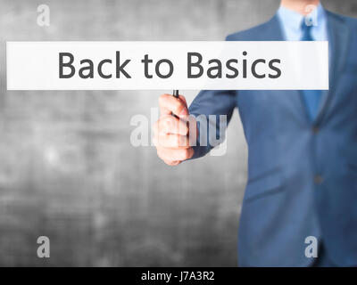 Zurück zu den Wurzeln - Geschäftsmann Anzeichen. Wirtschaft, Technologie, Internet-Konzept. Stock Foto Stockfoto