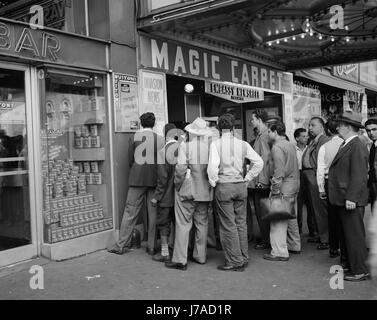 6. Juni 1944 - Times Square und Umgebung am d-Day, New York, New York. Stockfoto