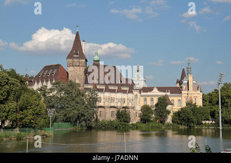 Vajdahunyad-Burg in Budapest, Ungarn. Stockfoto