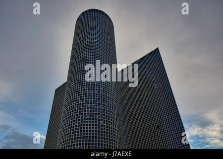 Tel Aviv - 22. Januar 2017: Azrieli Mall Tageszeit Stockfoto