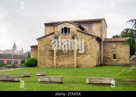 Pre-romanische Kirche von San Julian de Los Prados, 9.. Jahrhundert, Oviedo, Asturien, Spanien Stockfoto