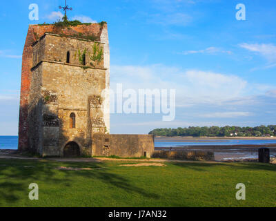 Der alte Kirchturm am St Helen's auf der Isle Of Wight, England Stockfoto