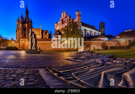 Litauen, Vilnius, St. Anna und St. Bernhardiner Kirchen Stockfoto