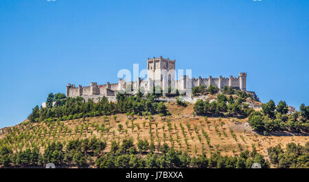 Spanien, Kastilien und Leon, 10. Jahrhundert Penafiel Burg, wegen seiner Form auch "Schiff von Kastilien" Stockfoto