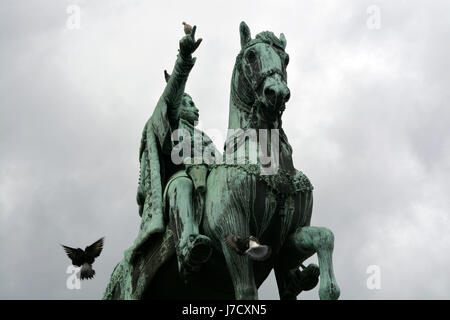 Die Statue des Prinzen Mihailo am Platz der Republik in Belgrad Stockfoto