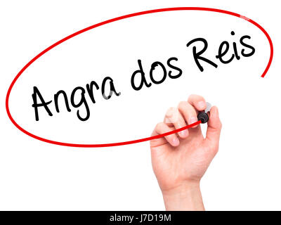 Mann Handschrift Angra Dos Reis mit schwarzen Balken am Bildschirm. Isoliert auf weiss. Wirtschaft, Technologie, Internet-Konzept. Stock Foto Stockfoto