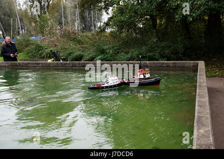 ferngesteuerte Modell Boote, Woodbridge, Suffolk, UK. Stockfoto
