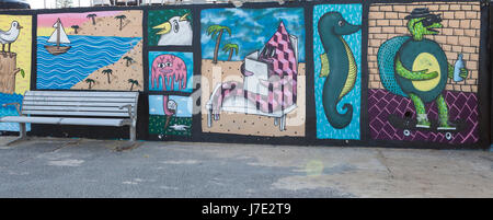 Kunstwerk, Wandbilder an Promenade, Bondi Beach, Sydney Stockfoto