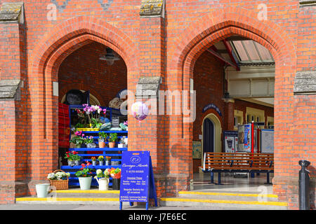 Seite Eingang, Windsor & Eton Riverside Bahnhof Datchet Road, Windsor, Berkshire, England, Vereinigtes Königreich Stockfoto