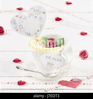 New York Cheesecake - Becher (Mikrowelle) Stockfoto