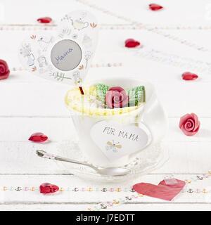 New York Cheesecake - Becher (Mikrowelle) Stockfoto