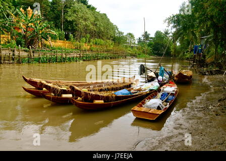 Boote, den Transport von Gütern, Mekong-Delta, Vietnam Stockfoto