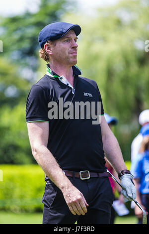 Wentworth, UK. 25. Mai 2017. Schauspieler Damian Lewis Sterne der Heimat und Wolf Hall spielen in der jährlichen Pro Am Wentworth Golfplatz Credit: David Betteridge/Alamy Live News Stockfoto