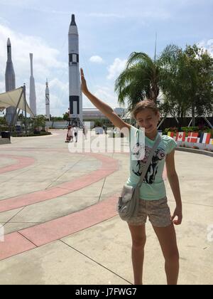 Kennedy Space Center in Florida Jugend gelehnt Rakete Stockfoto