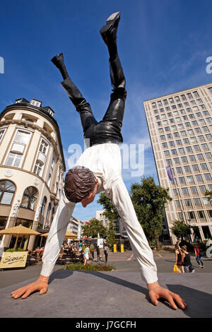 Skulptur Ein Neuer Erfolgreicher Tag, Künstler Guillaume Bijl, Wuppertal, Bergisches Land, Nordrhein-Westfalen, Deutschland Stockfoto