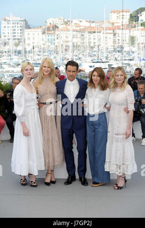 70. Cannes Film Festival 2017, Photocall film "Getäuscht". Im Bild: Sofia Coppola, Colin Farrel, Nicole Kidman, Elle Fanning, Kirsten Dunst Stockfoto