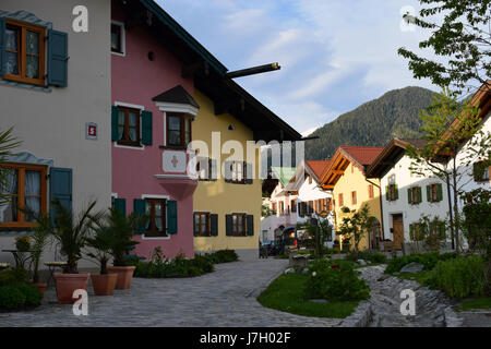 Mittenwald, schöne Alpine Kleinstadt in Bayern, Deutschland, 11. Mai 2017 Stockfoto