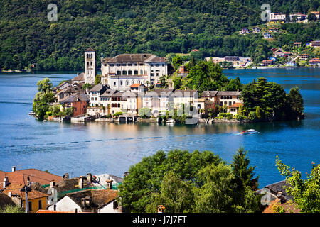 Insel San Giulio im Ortasee im Piemont, Italien Stockfoto