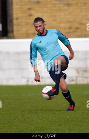 Kieran Lee spielte in einem Benefizfußballspiel für Jayla Agbonlahor in Dagenham Stockfoto