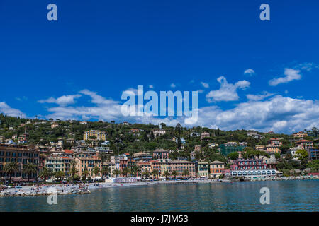 Blick auf Santa Margherita Ligure vom Meer Stockfoto