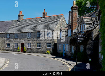 Hütten im Dorf Corfe Castle, Dorset, England UK Stockfoto