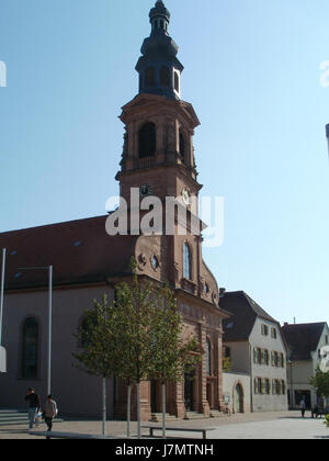Dieser Titel bezieht sich auf ein Ereignis oder Bild einer Kirche, wahrscheinlich die Evangelische Kirche in Schwetzingen. Das Datum deutet auf ein bestimmtes Ereignis oder Foto hin, das 2011 in der Kirche aufgenommen wurde. Stockfoto