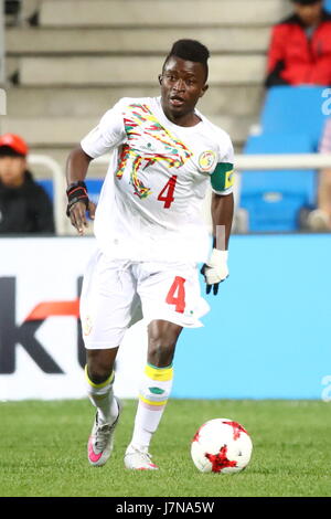 Incheon, Südkorea. 25. Mai 2017. Souleymane Aw (SEN) Fußball: 2017 FIFA U-20 WM Gruppe F-match zwischen USA 1-0 Senegal im Incheon-Stadion in Incheon, Südkorea. Bildnachweis: Sho Tamura/AFLO SPORT/Alamy Live-Nachrichten Stockfoto