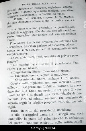 Dalla Terra alla Luna, oder „von der Erde zum Mond“, ist ein Science-Fiction-Roman von Jules Verne, der erstmals 1865 veröffentlicht wurde. Es erzählt die Geschichte eines ehrgeizigen Versuchs, eine bemannte Mission zum Mond zu starten. Die 079 kann sich auf eine bestimmte Ausgabe oder Veröffentlichung dieses Werkes beziehen. Stockfoto