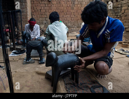 Dhokra Metall-Handwerk (Indien) Stockfoto