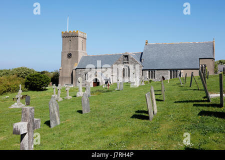 Crantock Dorf, Cornwall, UK. 25. Mai 2017. Blick auf St. Carantoc Kirche in Crantock. Teil einer Serie von Fotos dokumentieren, Dörfer und Städte Stockfoto