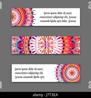 Legen Sie Vektor horizontale Banner mit bunten Mandala. Die nationale Sammlung von Headern für den Standort. Islam, Arabisch, Indisch, Osmanischen Motiven. Stock Vektor