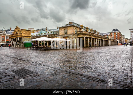 Covent Garden Market an regnerischen Tag, London, Vereinigtes Königreich Stockfoto