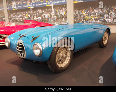 Der 1953 Gordini, ein Sportwagen mit 6-Zylinder-Motor und einer Höchstgeschwindigkeit von 200 km/h, ist für seine Technik und Leistung im Rennsport bekannt. Stockfoto